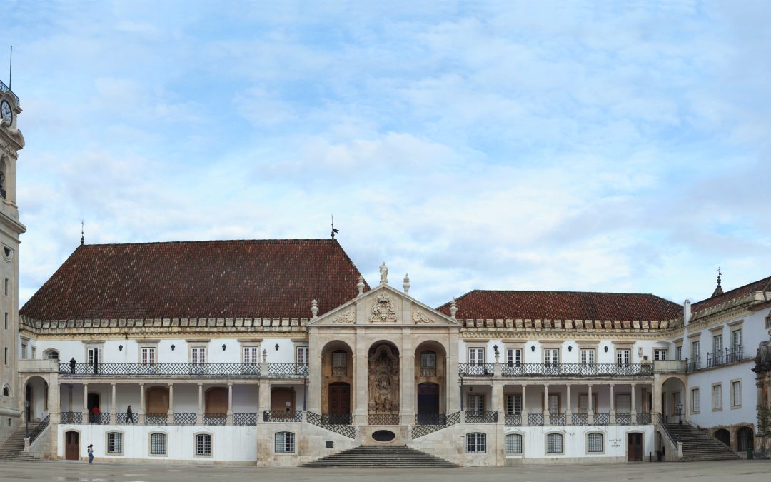 “Técnica superior no Arquivo do Departamento de Ciências da Vida, da Faculdade de Ciências e Tecnologia da Universidade de Coimbra”: Entrevista a Ana Margarida Dias da Silva